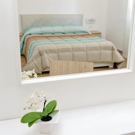 B&B Felicioni Fiumicino Bagian luar foto