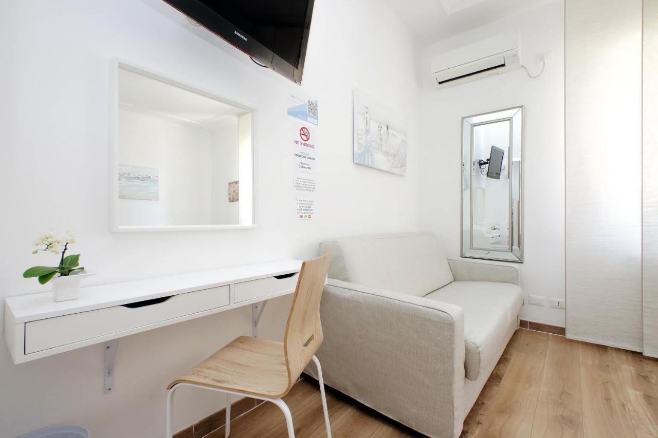 B&B Felicioni Fiumicino Bagian luar foto